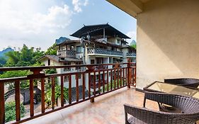 Snow Lion Riverside Resort